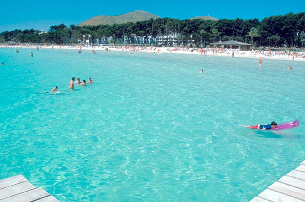 Apartment Xara Torres, At The Beach Of Alcudia Port de Alcudia  Exterior foto